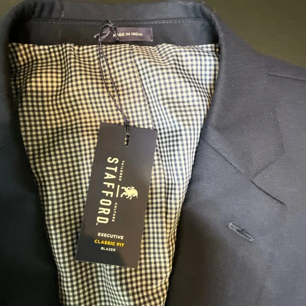 NWT Stafford Executive Classic Fit Blazer Navy Wool Men 48 REG Gold Buttons‎